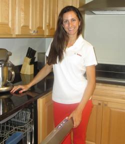 High  Kitchen Design on Kitchen Design Consultant Gabrielle Nelson At Dr  Cool