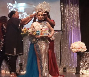 Izhani Rosa is crowned queen of the Crucian Christmas Festival. (Source photo by Melody Rames)