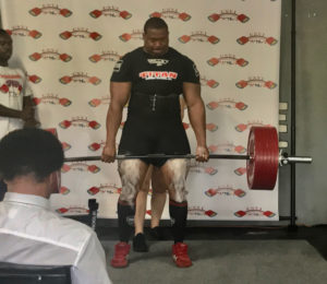Borris Terry lifts 337 kg in the deadlift. (Source photo by Kyle Murphy)