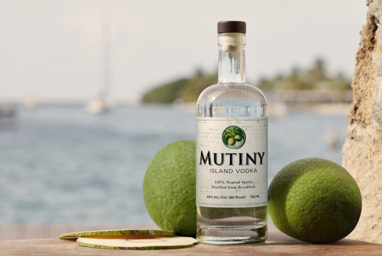 The Fifty Best Awards Mutiny Island Vodka the Double-Gold Medal, Best Domestic Vodka