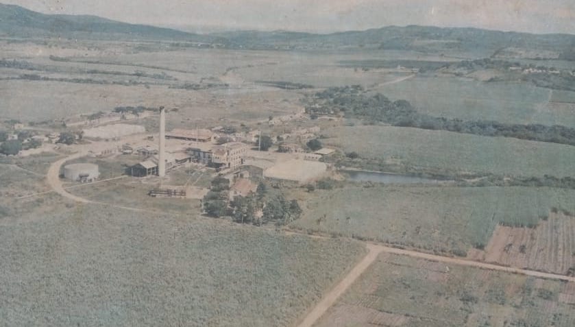 The Estate Bethlehem Sugar Factory in 1965, before it phased out of sugar production in 1966. (Photo by USDA Soil Conservation Service)