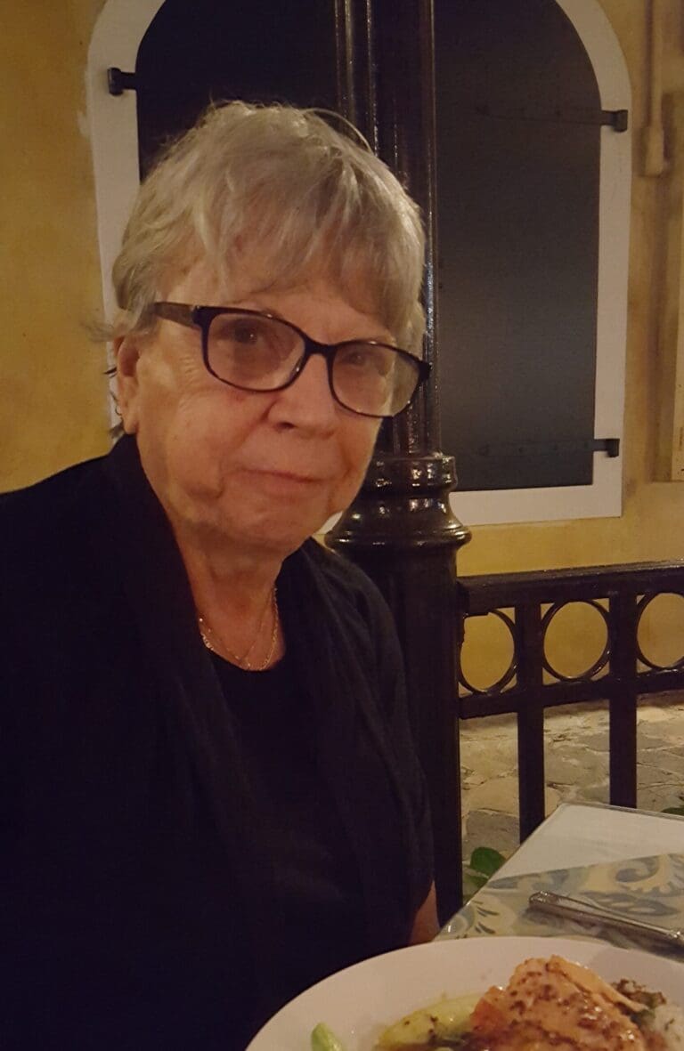 Carol Lotz-Felix Dies at 83