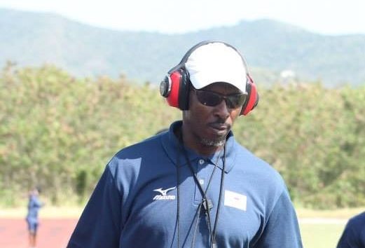 Maria Rodriguez Foundation Honors Coach Keith Smith Sr. for Exceptional  Community Service
