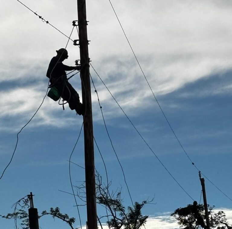WAPA Crews Return From Jamaica