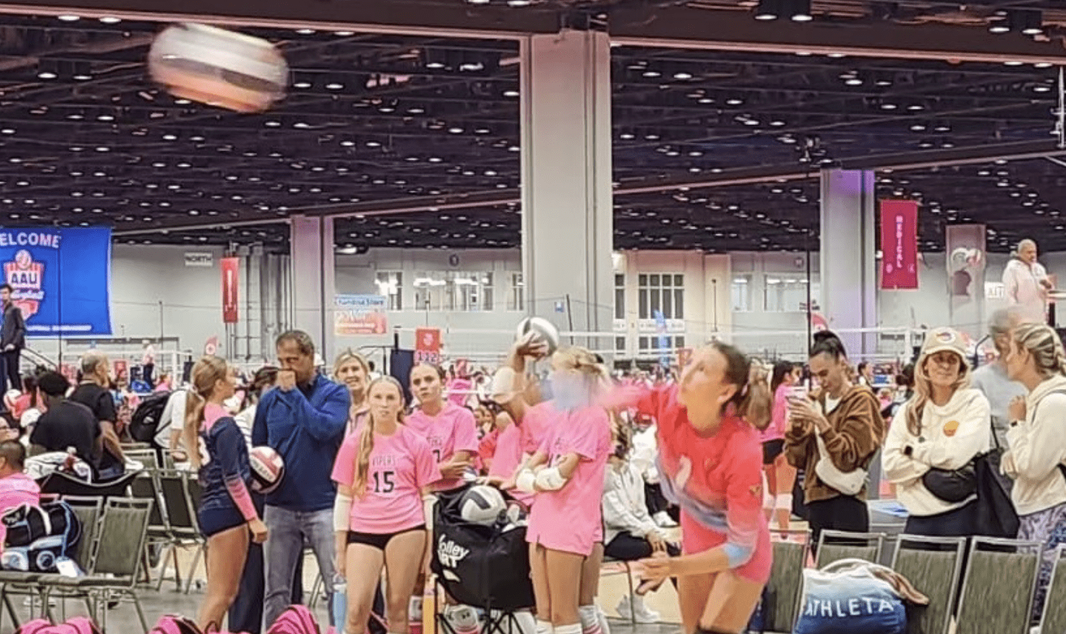 Island Mixx 13U’s Scarlett Green served during one of her matches at the 2026 AAU National Volleyball Championships. (Photo by Jevon Samuel)