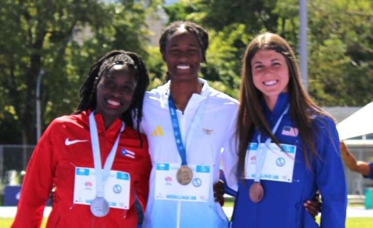 Michelle Smith Wins Gold in 400m Hurdles at Senior PANAM Championships